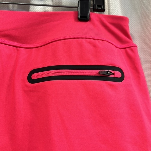 Women’s Pink & Black Under Armour Polyester & Spandex Tennis Golf Skort Size XL - Picture 8 of 10